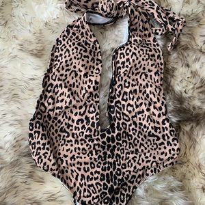 Strappy cheetah one piece bikini